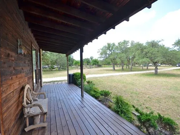 2440 Spring Valley Dr, Dripping Springs, TX 78620