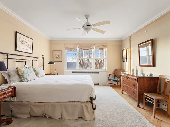 140 Cabrini Boulevard image 9 of 21