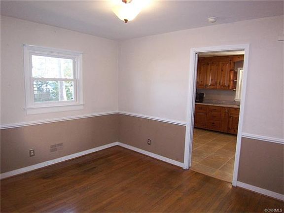 3rd image of 3125 Blithewood Dr