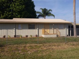 2217 SE 32nd St, Okeechobee, FL 34974