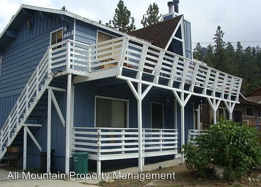 1st image of 841 Pine Knot Ave