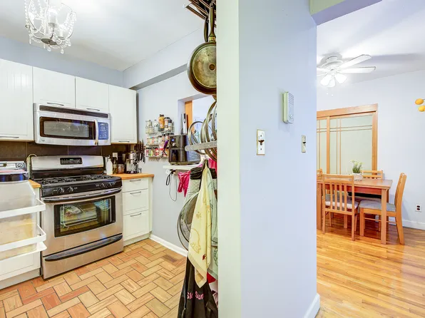 66-01 Burns Street image 7 of 28