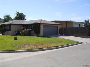 10429 Glenn St, Bakersfield, CA 93312
