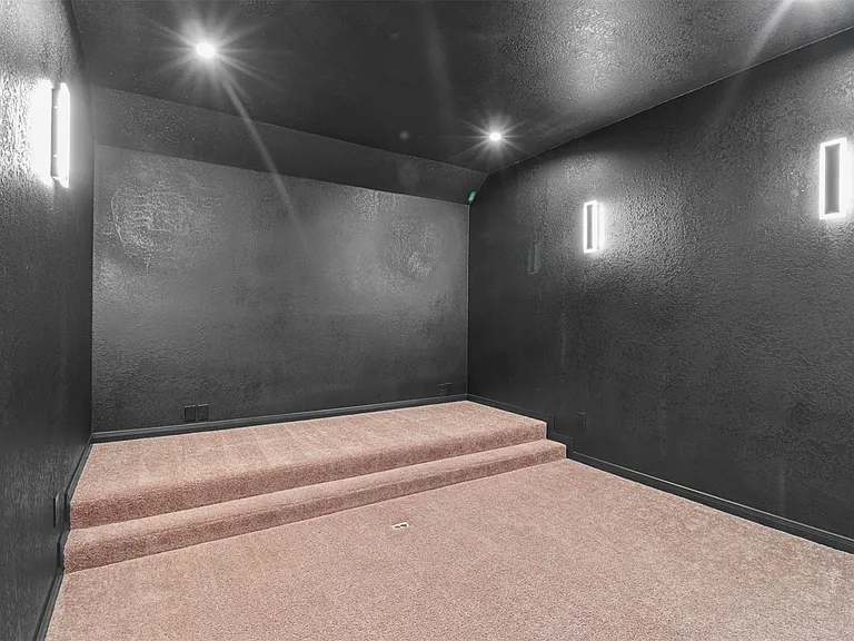 9626 Dancing Grass Dr — Photo 34