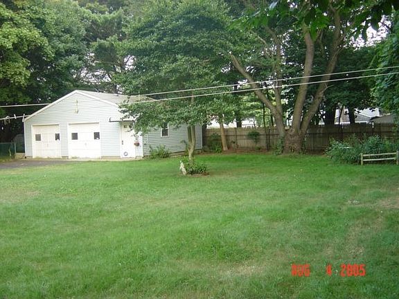 garage in back