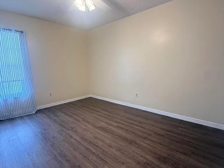 1660 Wake Forest Rd NW — Photo 8
