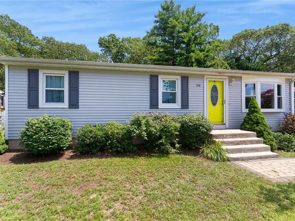170 Reynolds Ave, Warwick, RI 02889