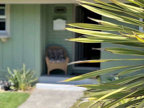 3rd image of 937 S Pons Ct