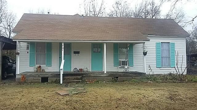 1st image of 901 Marion Ave