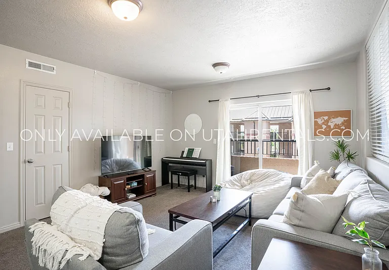 866 E 700 N #C3-1 — Photo 18