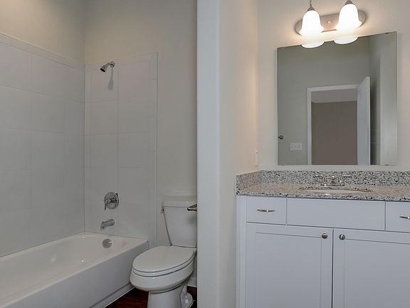 2nd image of 1305 S Heritage Pkwy #2063
