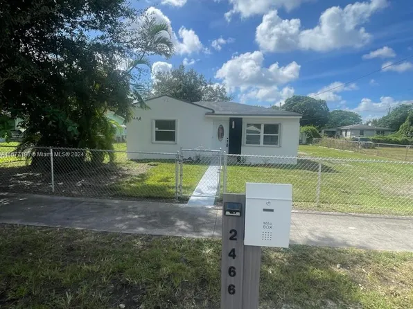 2466 NW 96th St, Miami, FL 33147