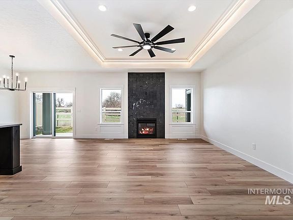 4th image of 3641 S Julianite Ave