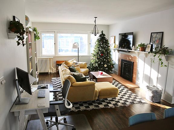 3rd image of 3312 W 45th St #1