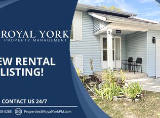 33 Fairhaven Dr #1, Saint Catharines, ON L2S3S1