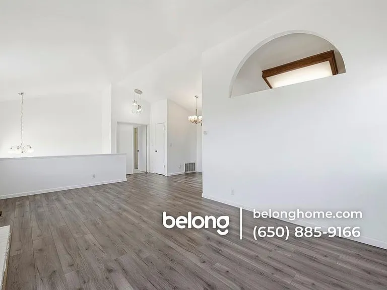 23460 Lakeridge Ave — Photo 20