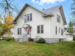 19383 Babcock Ave, Lester Prairie, MN 55354