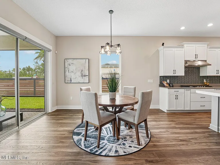 10223 Silverbrook Trl — Photo 11