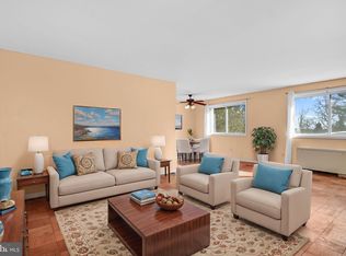 5101 8th Rd APT 111, Arlington, VA 22204