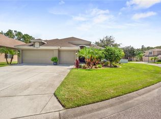 10945 Oyster Bay Cir, New Port Richey, FL 34654
