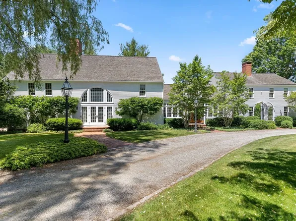 8 Green St, Newbury, MA 01951