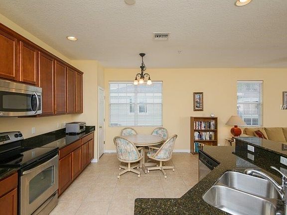 5th image of 8633 Karpeal Dr #1202