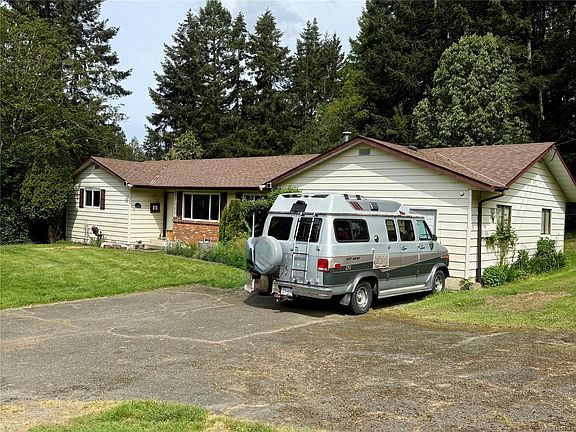 2nd image of 1673 NW Bay Rd