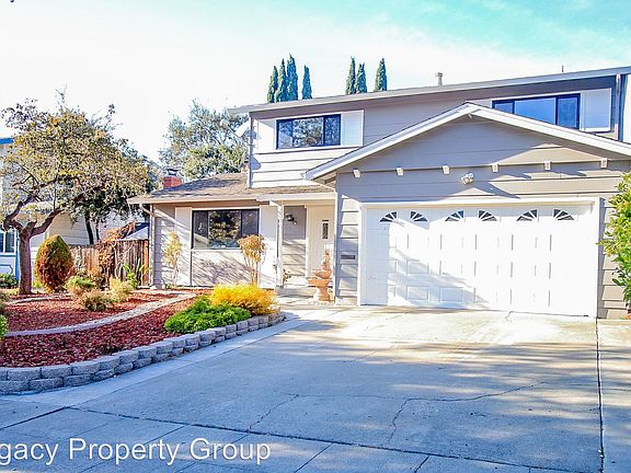 3rd image of 2066 Lockwood Dr