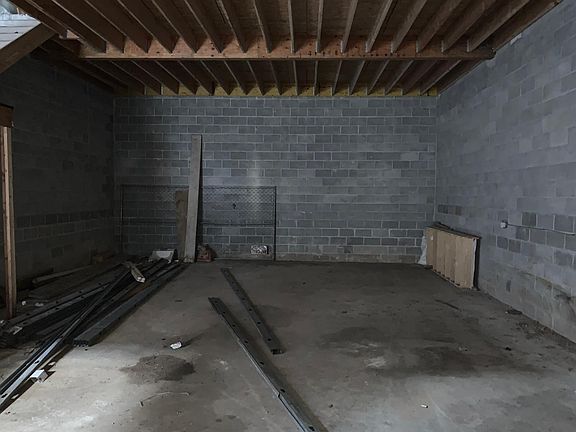 4th image of 2503 Federal St #1