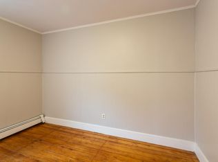 148 Chapin Ave #3, Providence, RI 02909