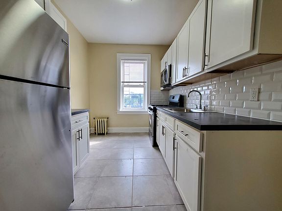 2nd image of 115 Fairview Ave APT 58