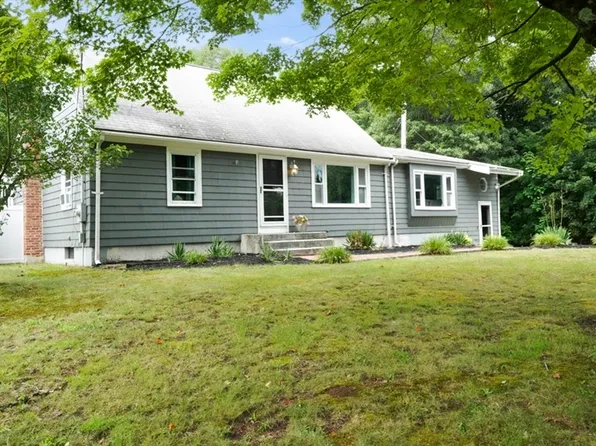 52 Prospect Ave, Attleboro, MA 02703