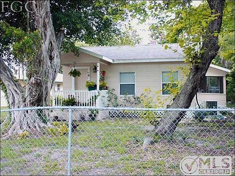 1st image of 2330 Jeffcott St