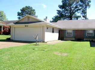 312B Avondale Dr, Clinton, MS 39056