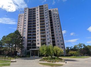 975 Warwick Ct #1005, Burlington, ON L7T 3Z7