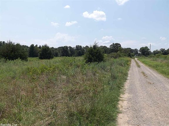 3rd image of 109 Sweet Gum Ln