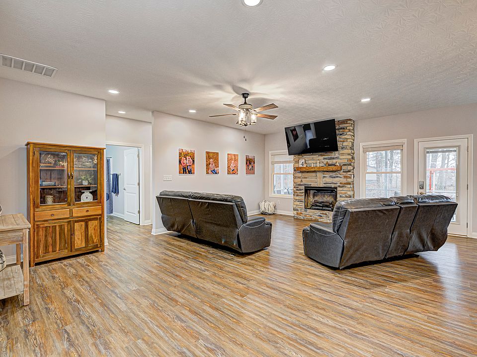 391 Gettysburg, Coatesville, IN 46121 Zillow