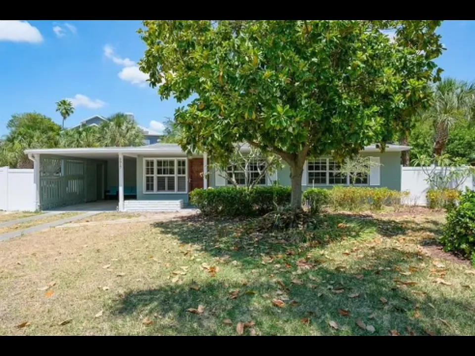 3917 Belle Vista Dr E