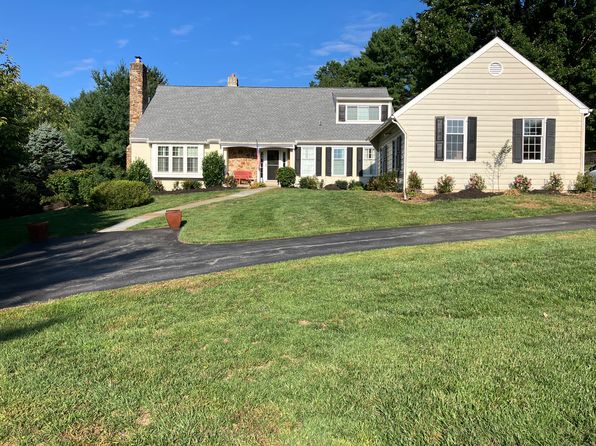 684 Wetherby Ln