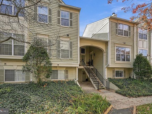 3rd image of 8210 Winstead Pl APT 202