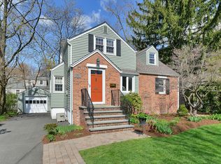 314 Kenilworth Rd, Ridgewood, NJ 07450