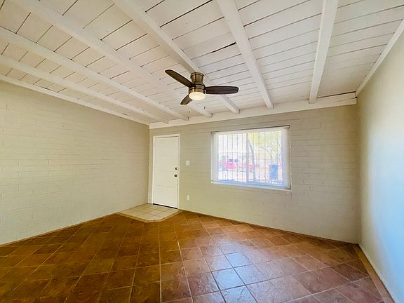 4th image of 3317 N Howard Blvd