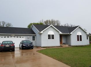 9975 Nashville Hwy, Vermontville, MI 49096