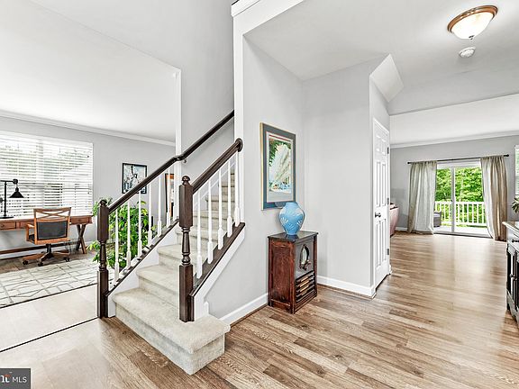3rd image of 45390 Havenridge St