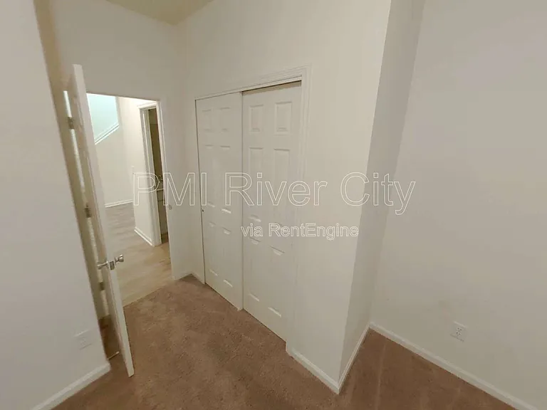227 Boulder Ln — Photo 20