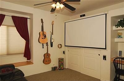 Bedroom/Media Room