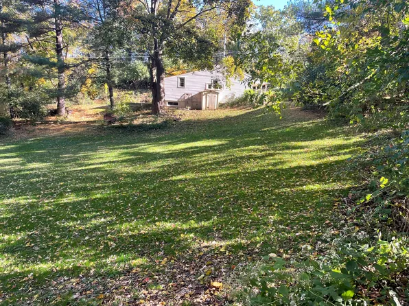 90 Cinder Hill Rd, Lititz, PA 17543