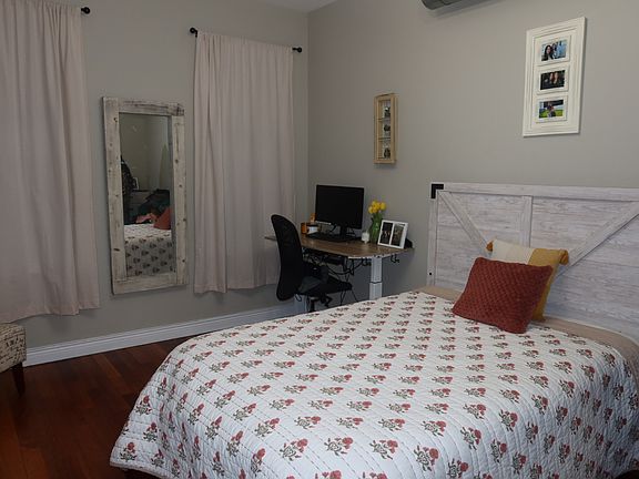 3rd image of 96 Bowers St #2R