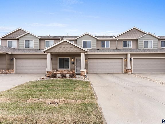 3rd image of 5400 S Cobblestone Pl Unit 7
