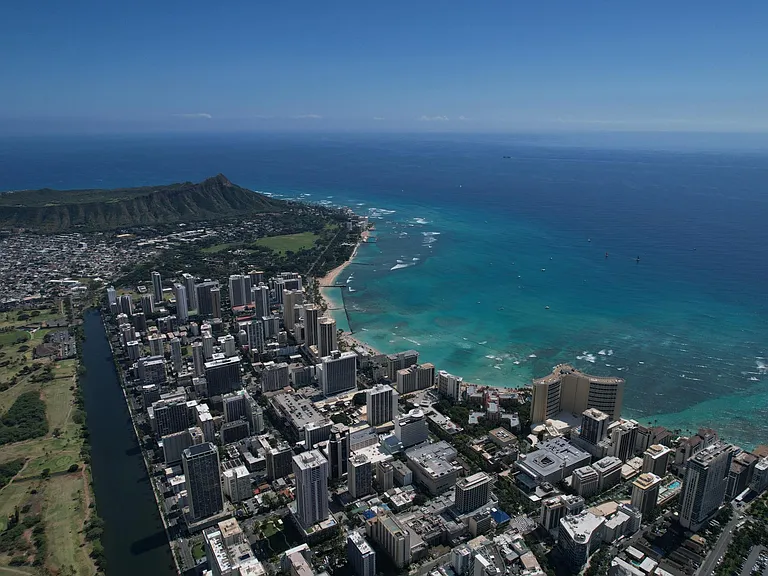 2085 Ala Wai Blvd #23 — Photo 2